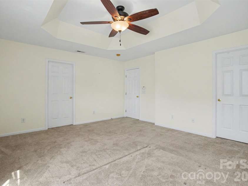 412 Nicklaus Lane, Fort Mill, SC 29715.  MLS# CAR4380502, YatesRealty ID 26229. 