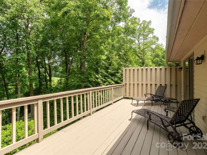 315 Sedi Lane, Brevard, NC 28712.  MLS# CAR4281627, YatesRealty ID 26231. 