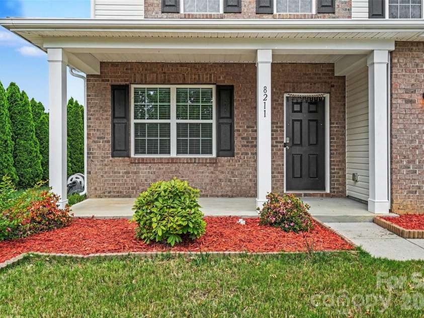8211 Pamplin Court, Charlotte, NC 28273.  MLS# CAR4382541, YatesRealty ID 26232. 