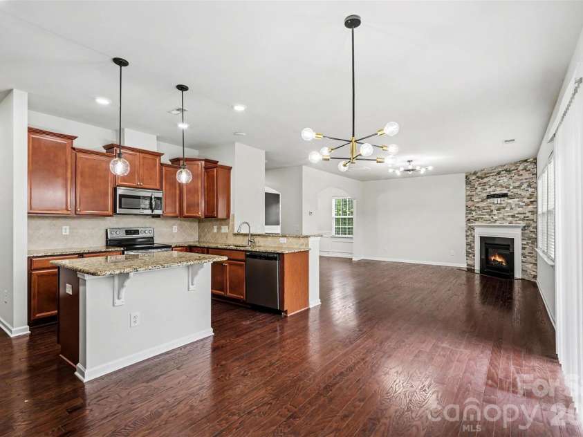 8211 Pamplin Court, Charlotte, NC 28273.  MLS# CAR4382541, YatesRealty ID 26232. 