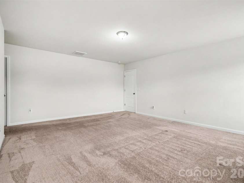 8211 Pamplin Court, Charlotte, NC 28273.  MLS# CAR4382541, YatesRealty ID 26232. 