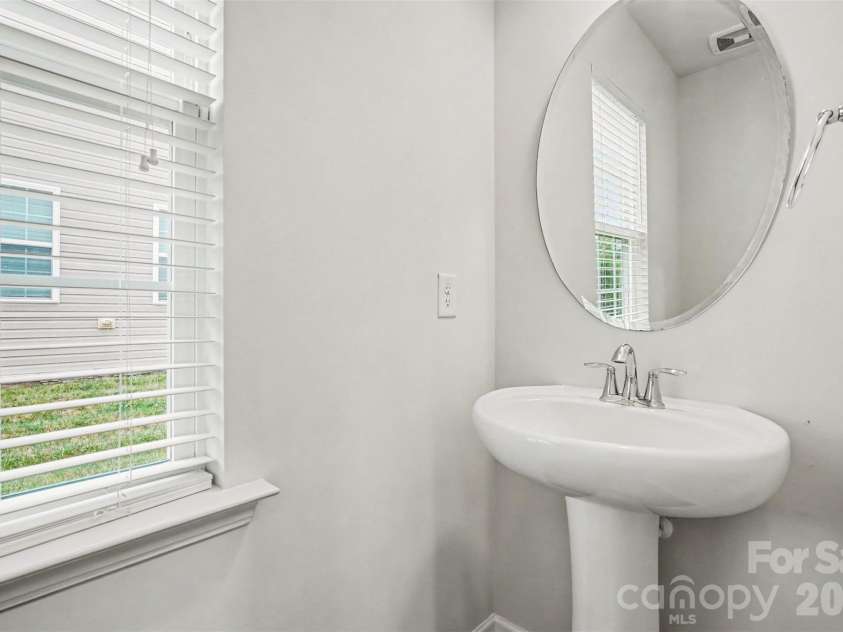 8211 Pamplin Court, Charlotte, NC 28273.  MLS# CAR4382541, YatesRealty ID 26232. 