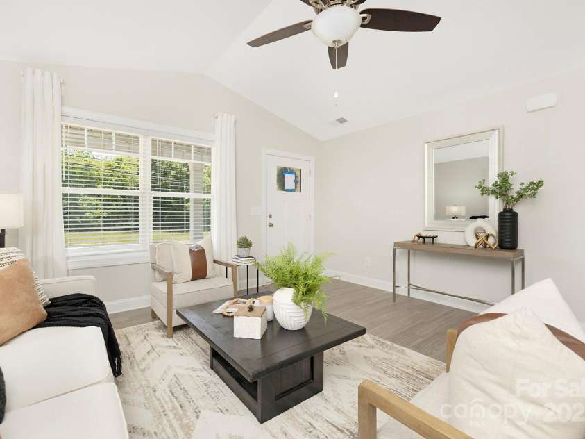 924 Forest Drive, Marshville, NC 28103.  MLS# CAR4275018, YatesRealty ID 26233. 