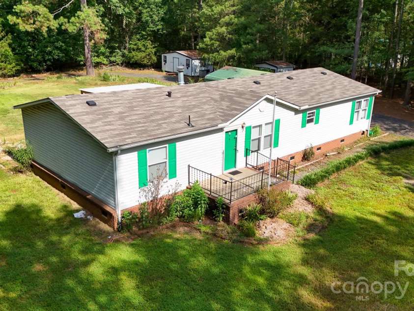837 Huntington Drive, Fort Lawn, SC 29714.  MLS# CAR4280365, YatesRealty ID 26234. Left View above
