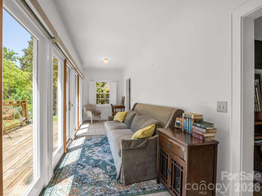 536 Maple Street, Brevard, NC 28712.  MLS# CAR4383201, YatesRealty ID 26235. 