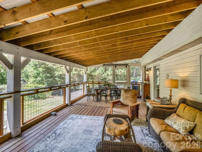 536 Maple Street, Brevard, NC 28712.  MLS# CAR4383201, YatesRealty ID 26235. 