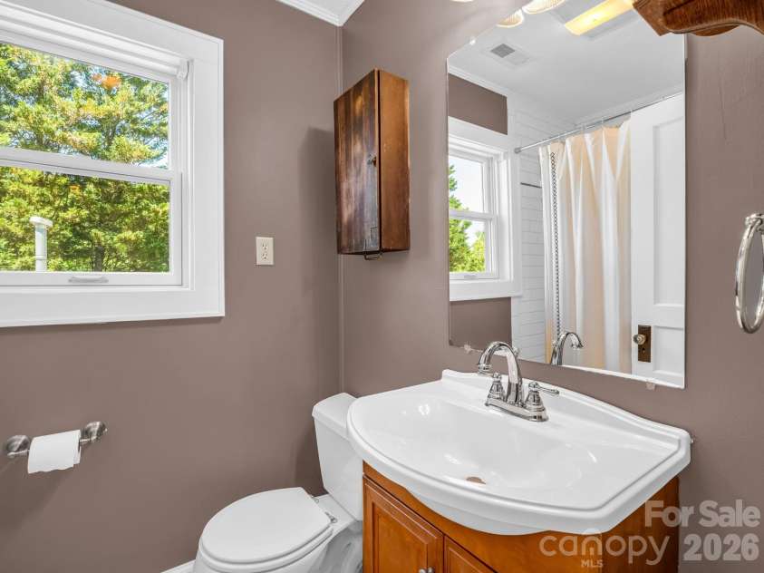 536 Maple Street, Brevard, NC 28712.  MLS# CAR4383201, YatesRealty ID 26235. 