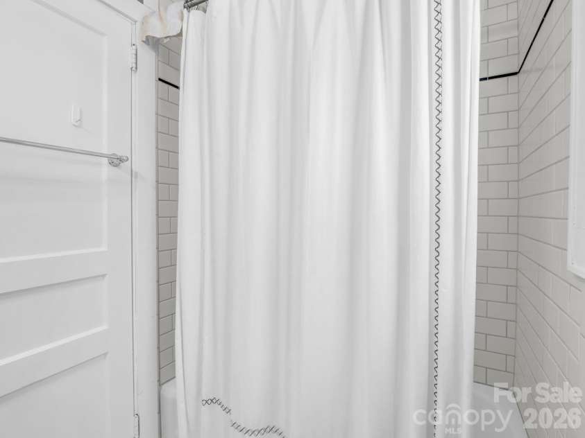 536 Maple Street, Brevard, NC 28712.  MLS# CAR4383201, YatesRealty ID 26235. 