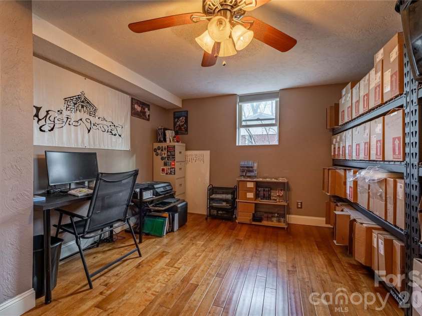 200 Falls Street, Morganton, NC 28655.  MLS# CAR4383767, YatesRealty ID 26237. 