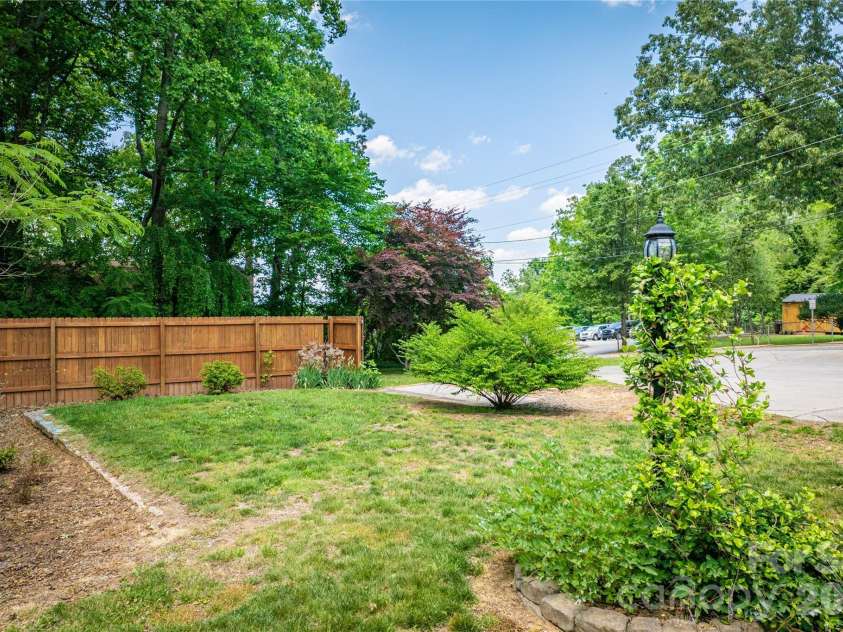 200 Falls Street, Morganton, NC 28655.  MLS# CAR4383767, YatesRealty ID 26237. 