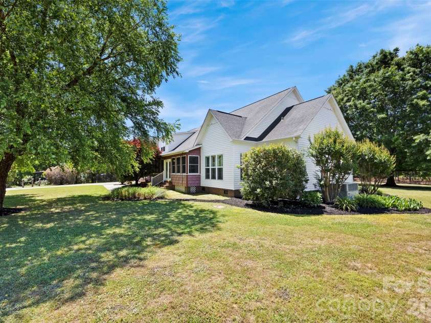 5639 White Store Road, Wingate, NC 28174.  MLS# CAR4384824, YatesRealty ID 26238. 