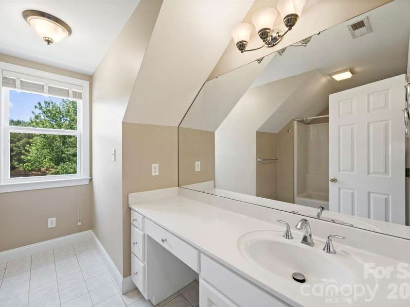 5639 White Store Road, Wingate, NC 28174.  MLS# CAR4384824, YatesRealty ID 26238. Upstairs Full Bath