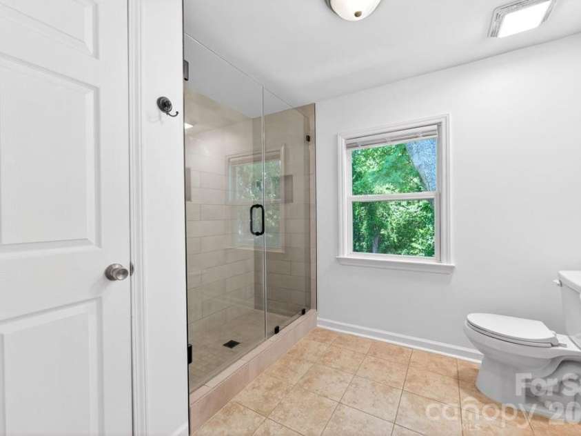 3407 Ratchford Drive, Gastonia, NC 28056.  MLS# CAR4385064, YatesRealty ID 26239. Primary Bathroom - Main