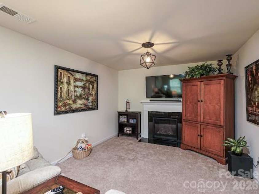 776 Kathy Dianne Drive, Indian Land, SC 29707.  MLS# CAR4337602, YatesRealty ID 2624. Primary Suite Sitting Area