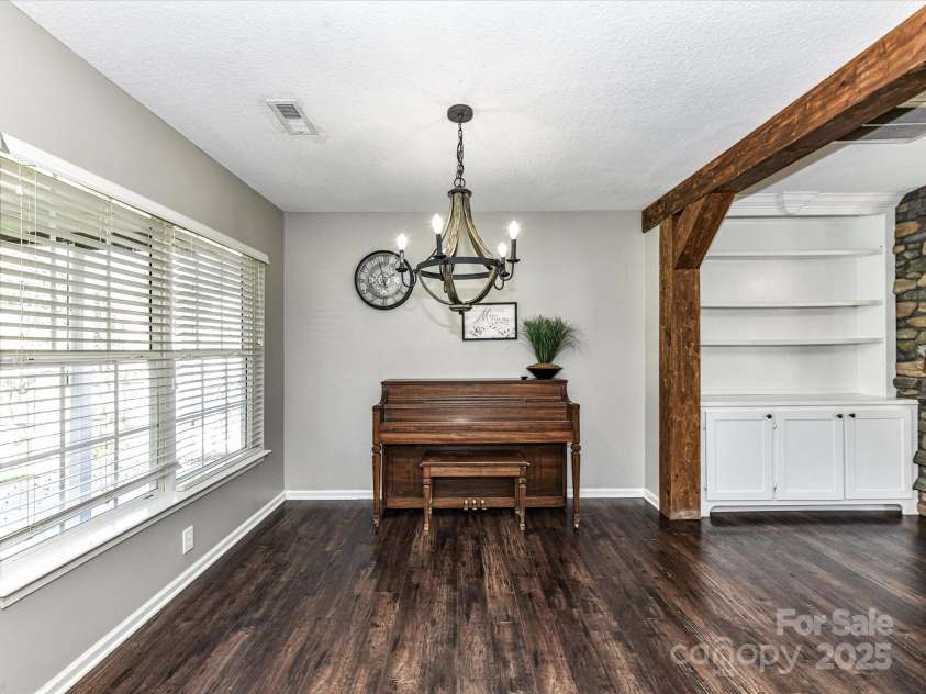 2922 Ireton Place, Kannapolis, NC 28083.  MLS# CAR4282311, YatesRealty ID 26240. 