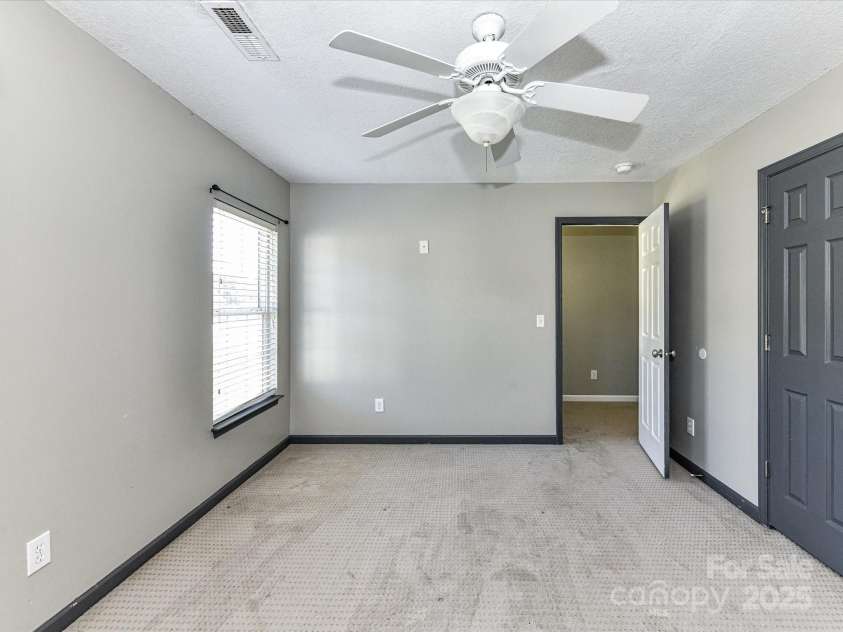 2922 Ireton Place, Kannapolis, NC 28083.  MLS# CAR4282311, YatesRealty ID 26240. 