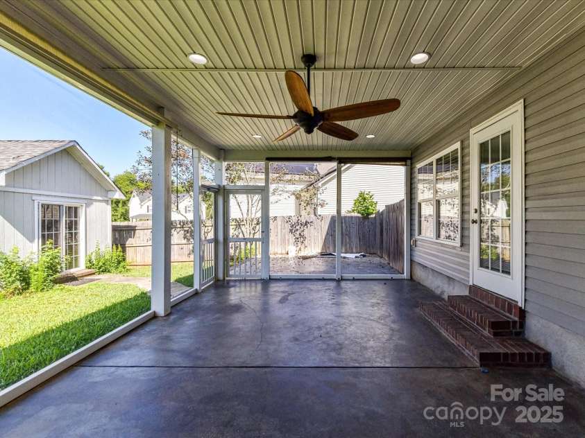 2922 Ireton Place, Kannapolis, NC 28083.  MLS# CAR4282311, YatesRealty ID 26240. 