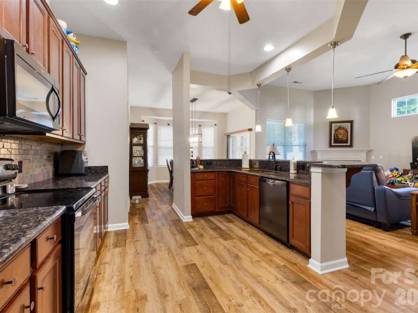 524 Sugar Tree Drive, Rock Hill, SC 29732.  MLS# CAR4385633, YatesRealty ID 26241. 