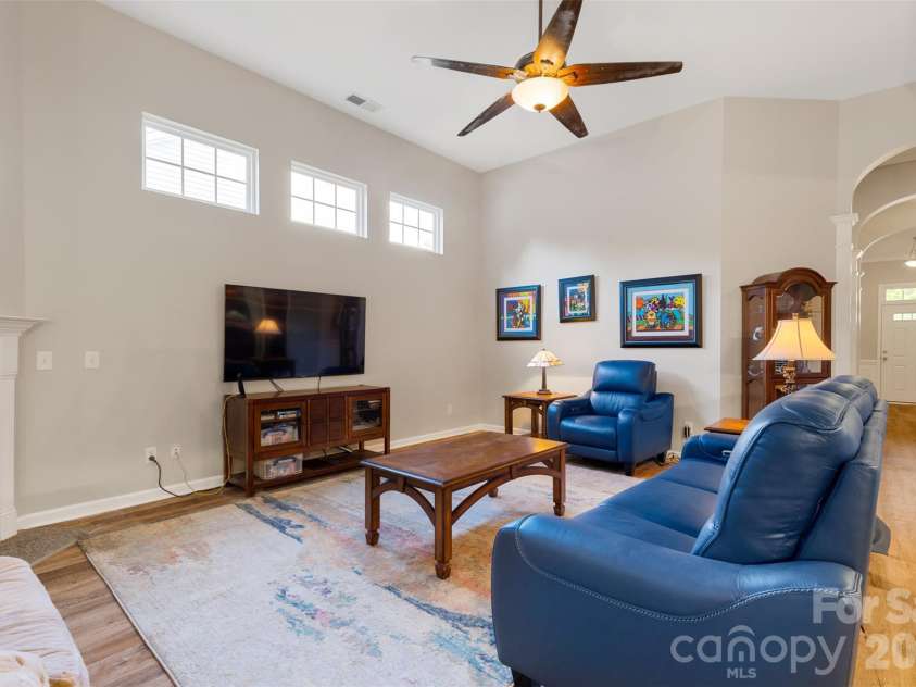 524 Sugar Tree Drive, Rock Hill, SC 29732.  MLS# CAR4385633, YatesRealty ID 26241. 