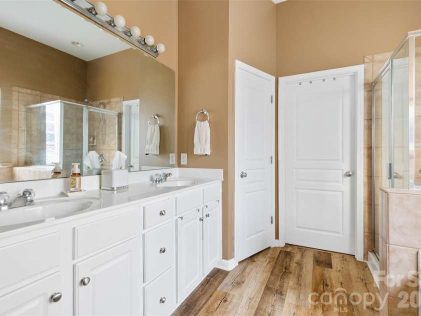 524 Sugar Tree Drive, Rock Hill, SC 29732.  MLS# CAR4385633, YatesRealty ID 26241. 