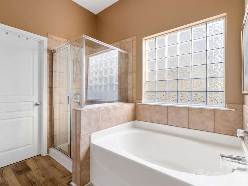 524 Sugar Tree Drive, Rock Hill, SC 29732.  MLS# CAR4385633, YatesRealty ID 26241. 