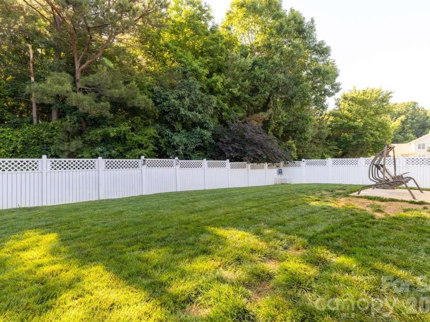 524 Sugar Tree Drive, Rock Hill, SC 29732.  MLS# CAR4385633, YatesRealty ID 26241. 