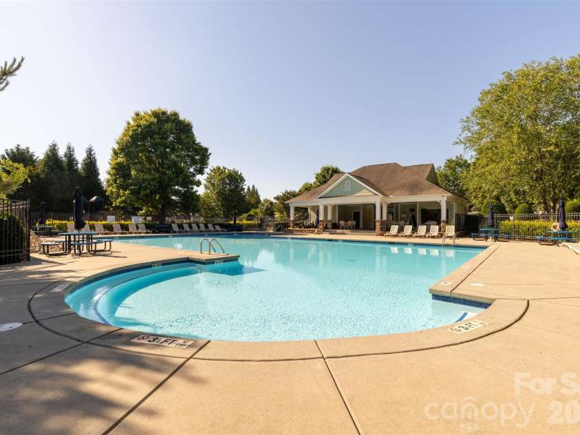 524 Sugar Tree Drive, Rock Hill, SC 29732.  MLS# CAR4385633, YatesRealty ID 26241. 