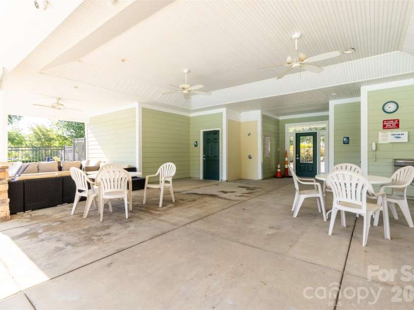 524 Sugar Tree Drive, Rock Hill, SC 29732.  MLS# CAR4385633, YatesRealty ID 26241. 