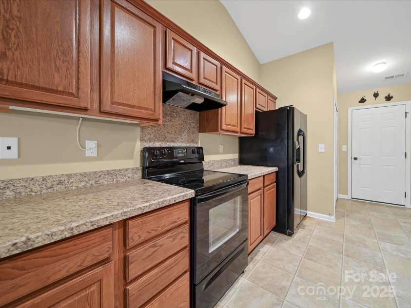 3411 Xandra Court, Fort Mill, SC 29707.  MLS# CAR4280780, YatesRealty ID 26243. 