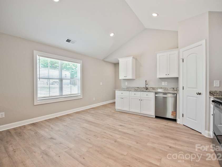 2506 Glendale Avenue, Kannapolis, NC 28081.  MLS# CAR4253943, YatesRealty ID 26244. 