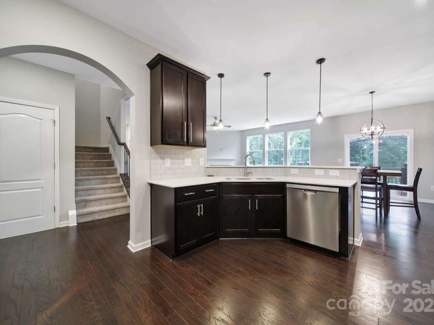 1604 Trentwood Drive, Fort Mill, SC 29715.  MLS# CAR4270619, YatesRealty ID 26246. 