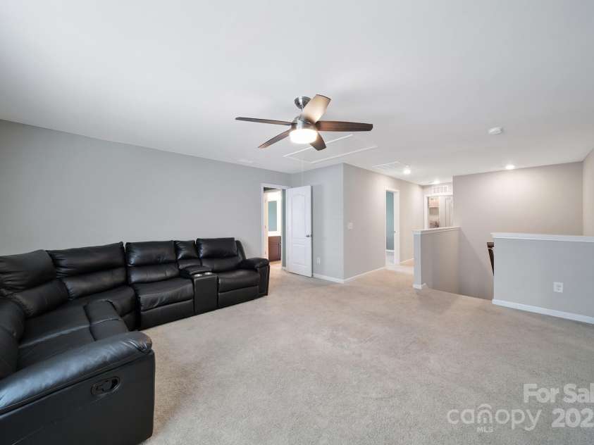 1604 Trentwood Drive, Fort Mill, SC 29715.  MLS# CAR4270619, YatesRealty ID 26246. 