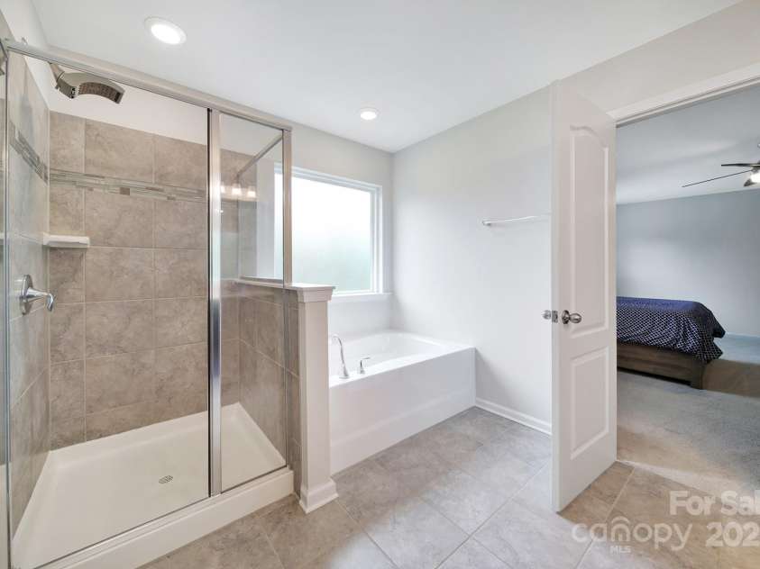 1604 Trentwood Drive, Fort Mill, SC 29715.  MLS# CAR4270619, YatesRealty ID 26246. 