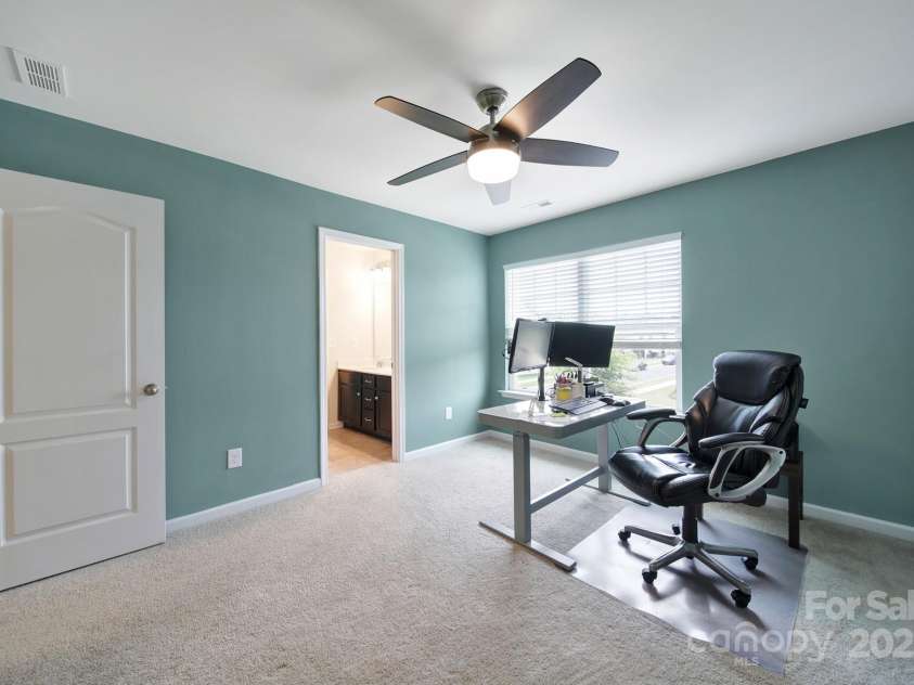 1604 Trentwood Drive, Fort Mill, SC 29715.  MLS# CAR4270619, YatesRealty ID 26246. 