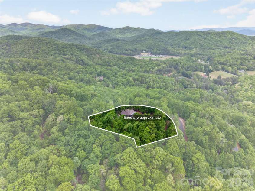671 Mills River Way, Horse Shoe, NC 28742.  MLS# CAR4373435, YatesRealty ID 26246. 