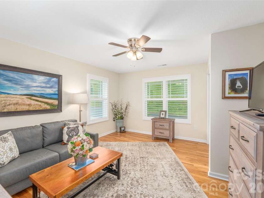 122 February Lane, Waynesville, NC 28785.  MLS# CAR4386086, YatesRealty ID 26247. 