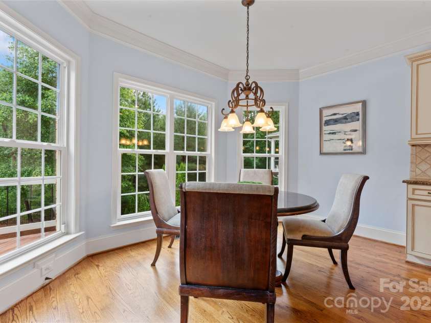 13716 Glen Abbey Drive, Charlotte, NC 28278.  MLS# CAR4265322, YatesRealty ID 26248. 