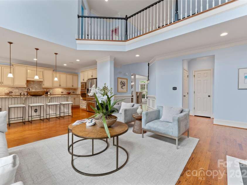 13716 Glen Abbey Drive, Charlotte, NC 28278.  MLS# CAR4265322, YatesRealty ID 26248. 