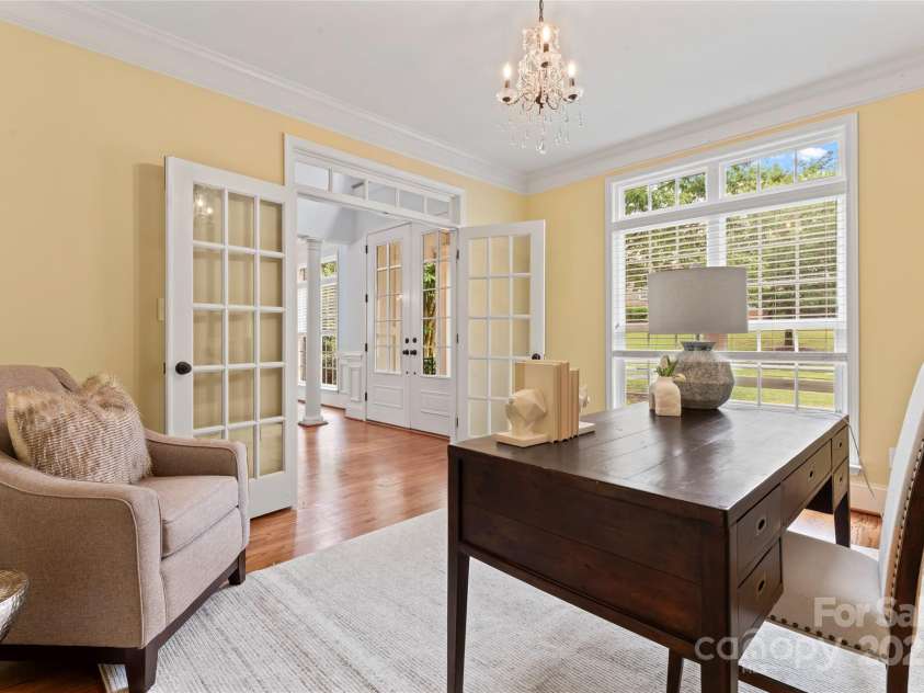 13716 Glen Abbey Drive, Charlotte, NC 28278.  MLS# CAR4265322, YatesRealty ID 26248. 