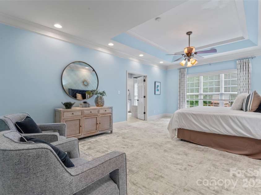 13716 Glen Abbey Drive, Charlotte, NC 28278.  MLS# CAR4265322, YatesRealty ID 26248. 