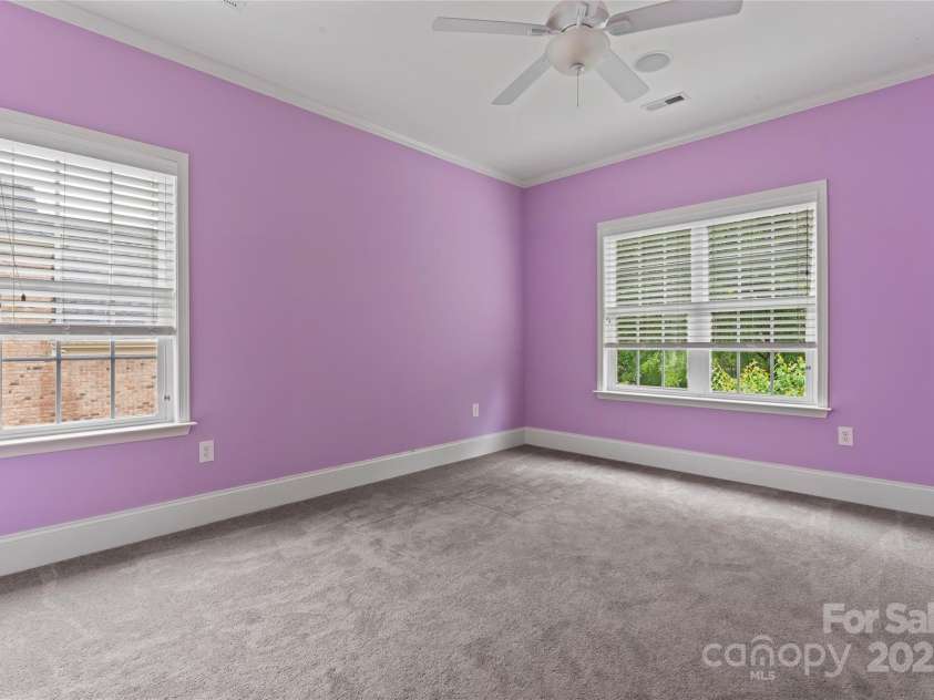 13716 Glen Abbey Drive, Charlotte, NC 28278.  MLS# CAR4265322, YatesRealty ID 26248. 