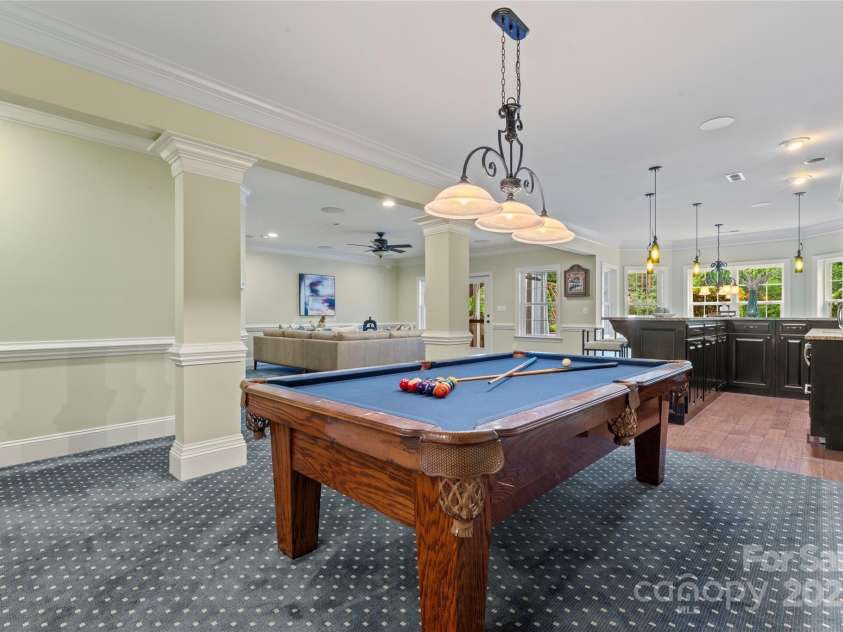 13716 Glen Abbey Drive, Charlotte, NC 28278.  MLS# CAR4265322, YatesRealty ID 26248. 