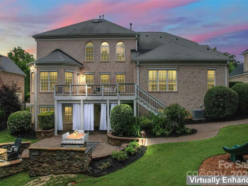 13716 Glen Abbey Drive, Charlotte, NC 28278.  MLS# CAR4265322, YatesRealty ID 26248. 