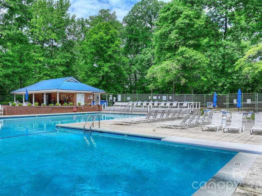 7008 Brookgreen Terrace, Matthews, NC 28104.  MLS# CAR4380563, YatesRealty ID 26248. 