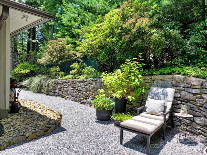 23 Indigo Way, Hendersonville, NC 28739.  MLS# CAR4274424, YatesRealty ID 26249. 