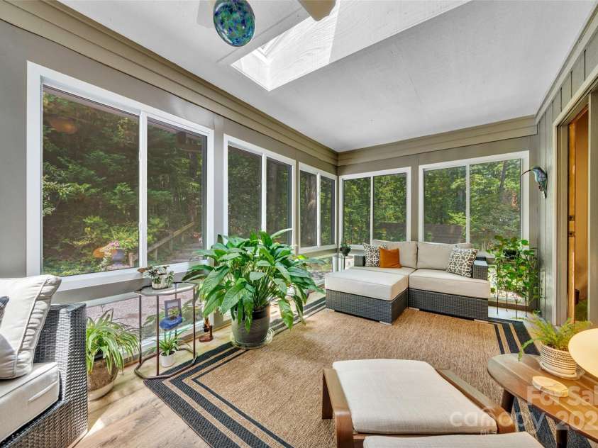 23 Indigo Way, Hendersonville, NC 28739.  MLS# CAR4274424, YatesRealty ID 26249. 