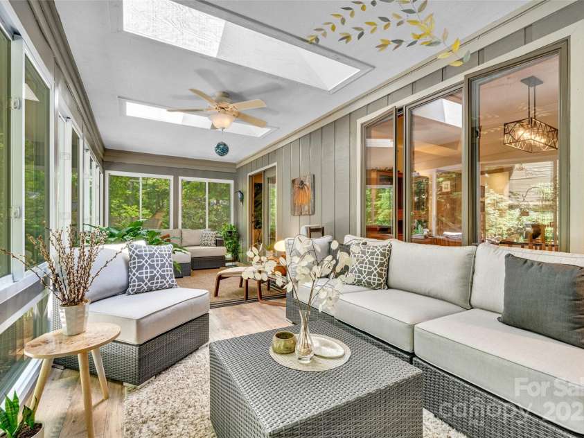 23 Indigo Way, Hendersonville, NC 28739.  MLS# CAR4274424, YatesRealty ID 26249. 