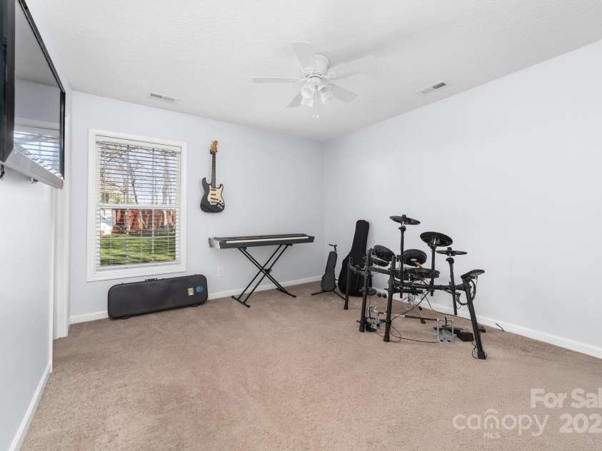 1025 Hunter Valley Road, Shelby, NC 28150.  MLS# CAR4234430, YatesRealty ID 2625. Third bedroom.