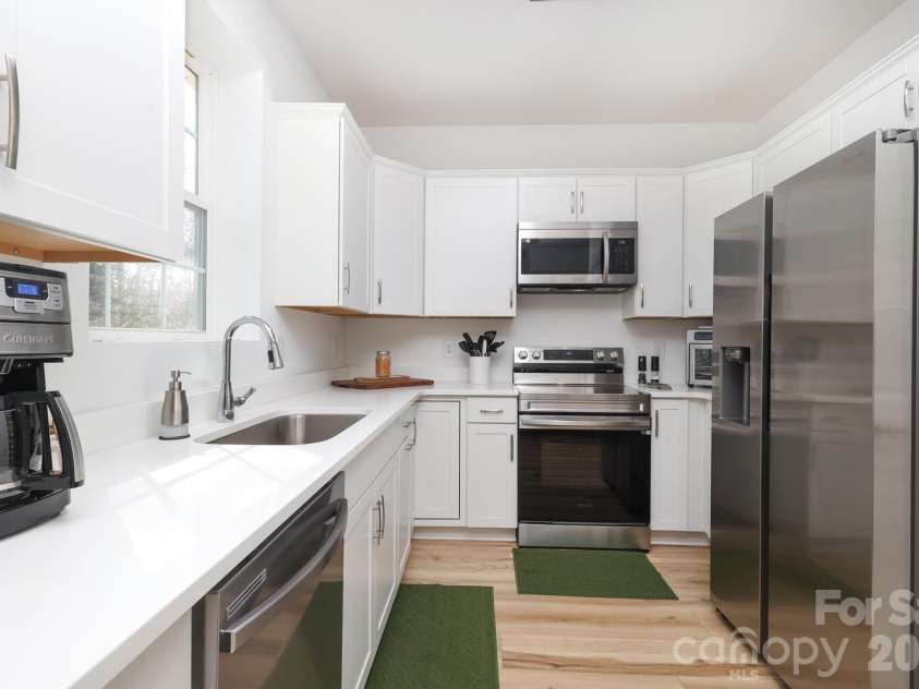 2431 Brathay Court, Charlotte, NC 28269.  MLS# CAR4338508, YatesRealty ID 2625. 