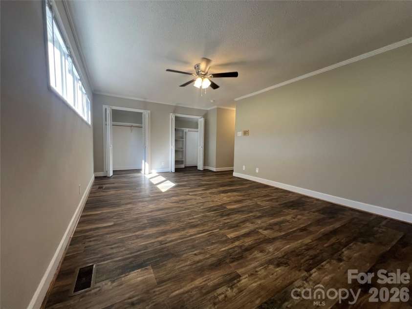280 Raintree Road, Great Falls, SC 29055.  MLS# CAR4371162, YatesRealty ID 26250. 